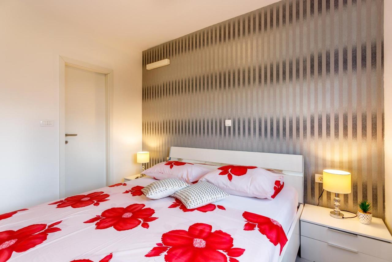 Luxury Apartments Budimir Podstrana Zewnętrze zdjęcie